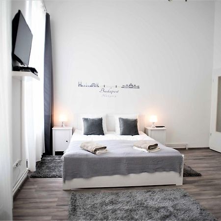 בודפשט Castle Trees Apartment מראה חיצוני תמונה