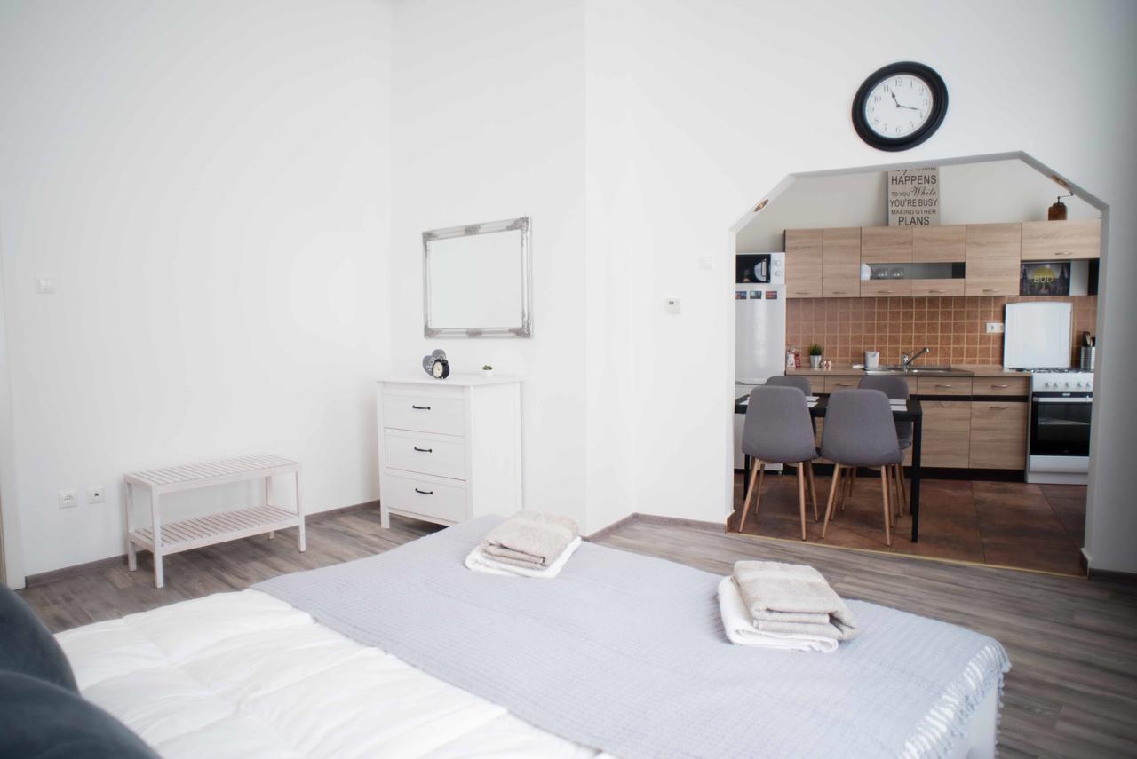 בודפשט Castle Trees Apartment מראה חיצוני תמונה